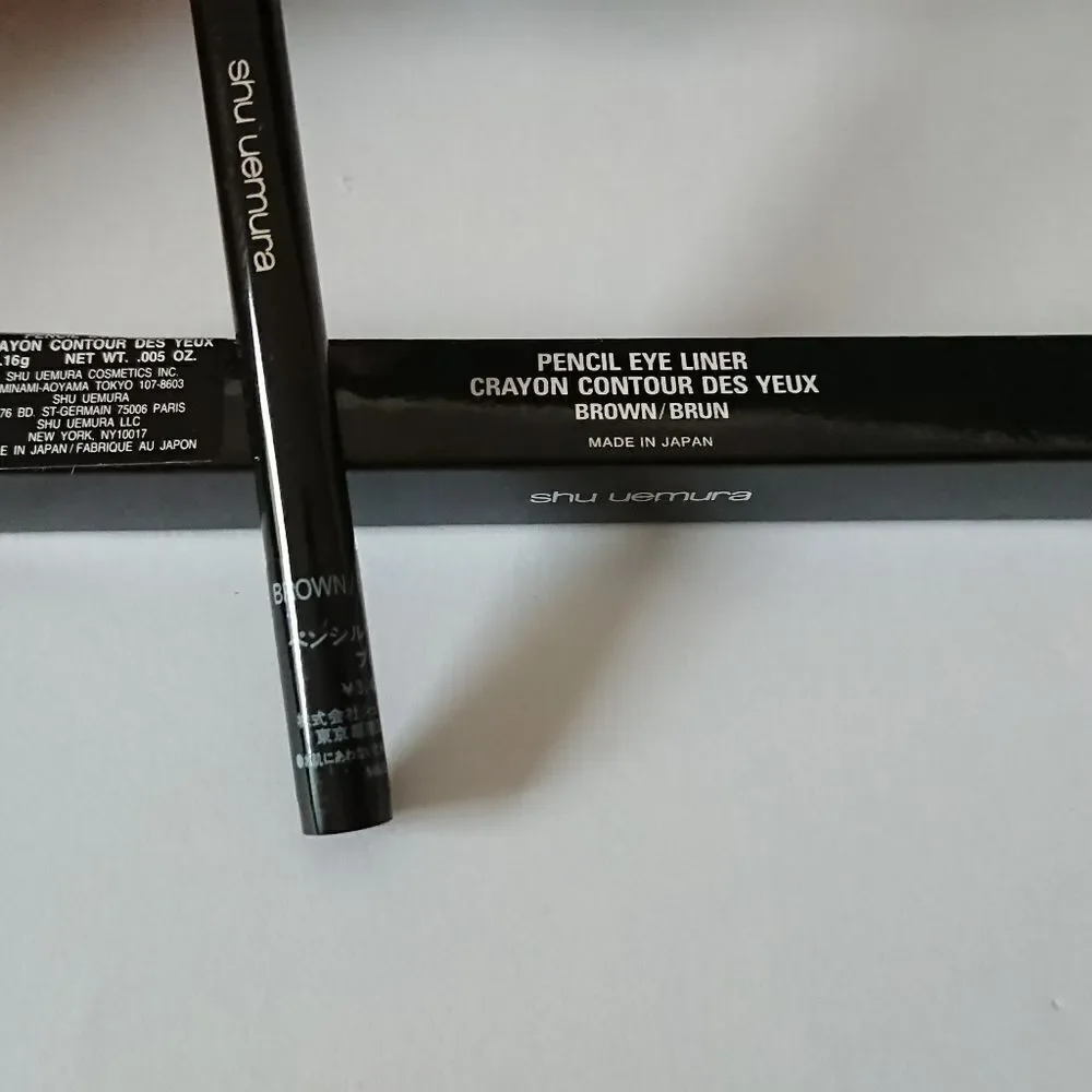 Shu Uemura eyeliner crayon contour des yeux
